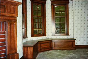 woodworkers bay windoes seat and fireplace mantle